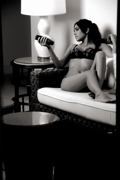 Female model photo shoot of LCDC_AMus3D