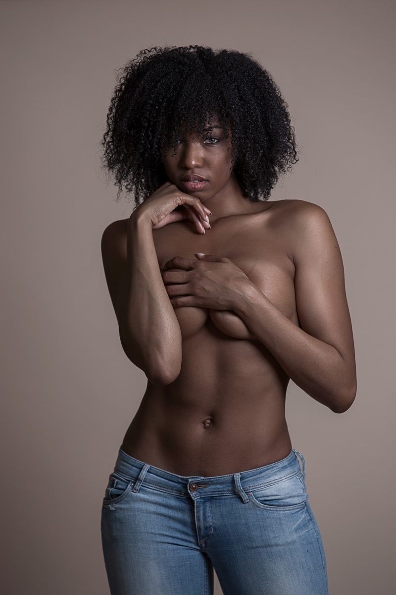 Female model photo shoot of olivia_917
