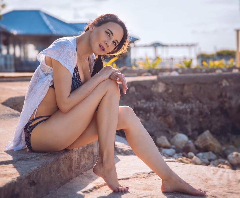 Female model photo shoot of Pauline Yee by SleepyMongrel