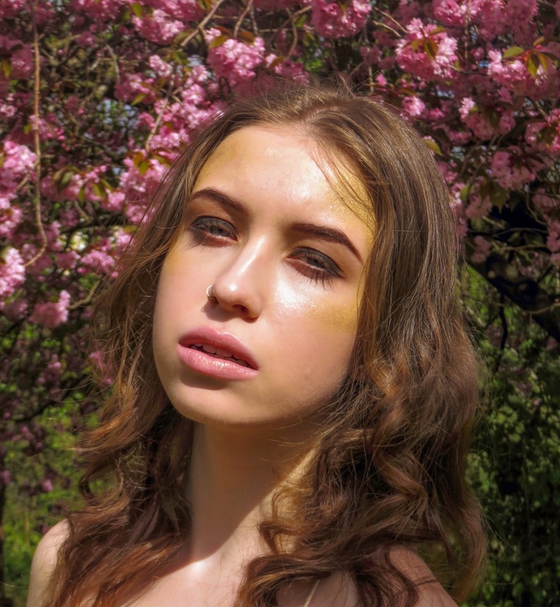 Female model photo shoot of kayleigh-scott