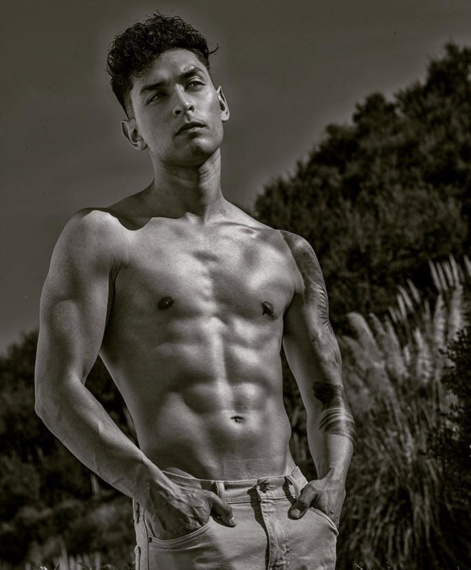 Male model photo shoot of Abraham Perez07