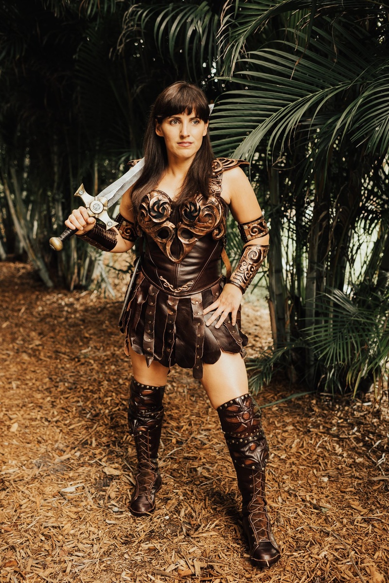 Female model photo shoot of tamipotter in MegaCon Orlando 2018