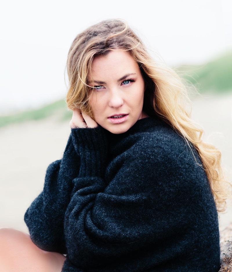 Female model photo shoot of Meghan Bean in CA – Baker Beach