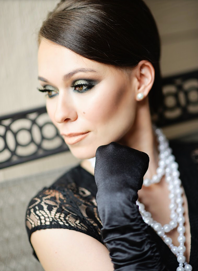 Female model photo shoot of Yulia Rivkina