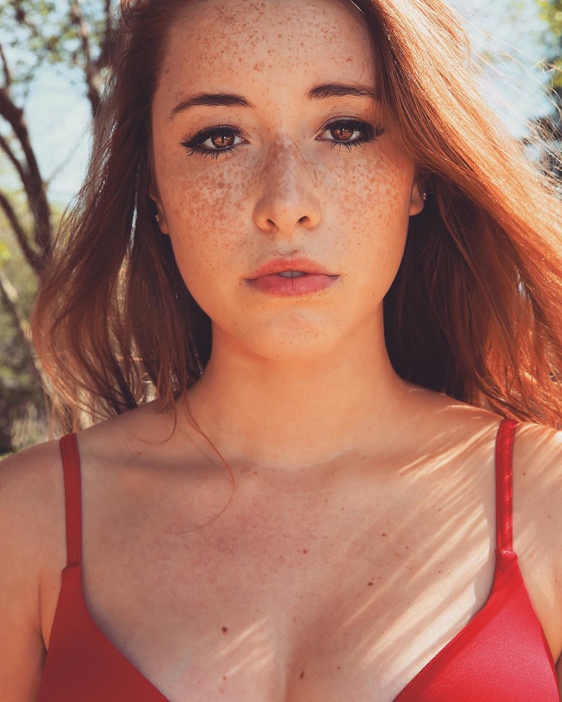 Female model photo shoot of sydneylint