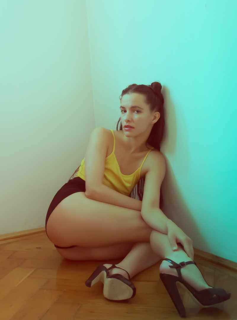 Female model photo shoot of ___frida___ in Budapest