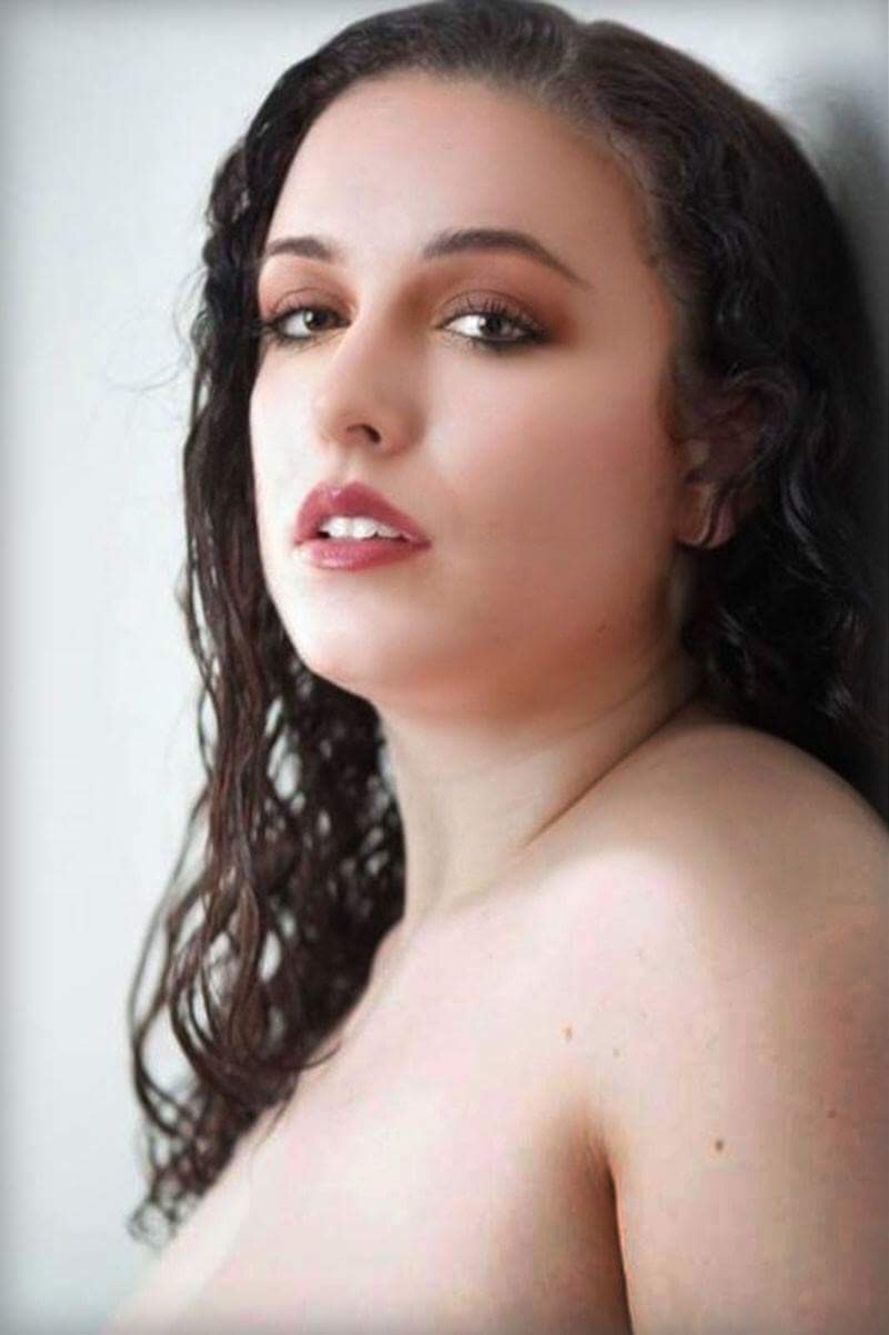 Female model photo shoot of Gabriella Dayz in Bronx, NYC