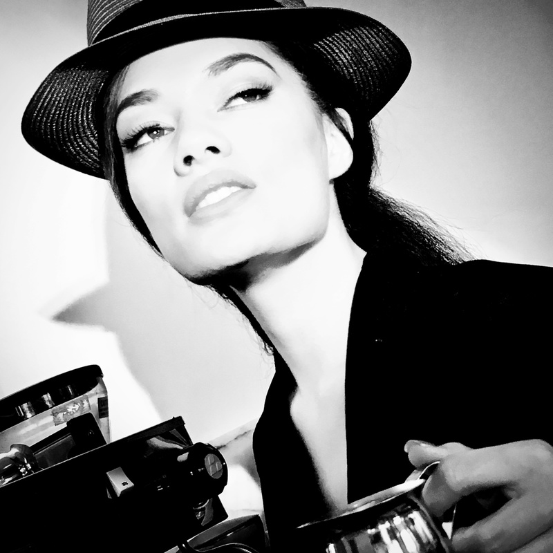 Female model photo shoot of Tiziana Orsini