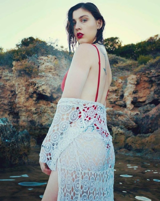 Female model photo shoot of Pandora Craufurd-Gormly