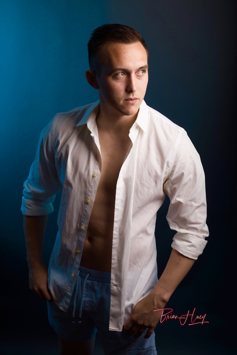 Male model photo shoot of Bryan Ten Bosch