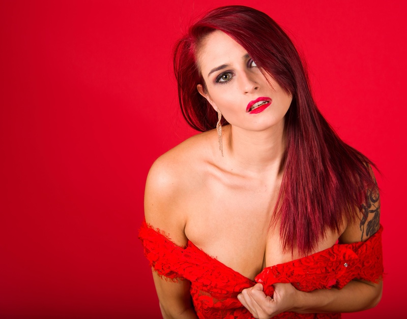 Female model photo shoot of Ashley Szalla by candaya