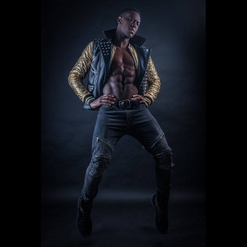 Male model photo shoot of Andi Kiangebeni in Brussels