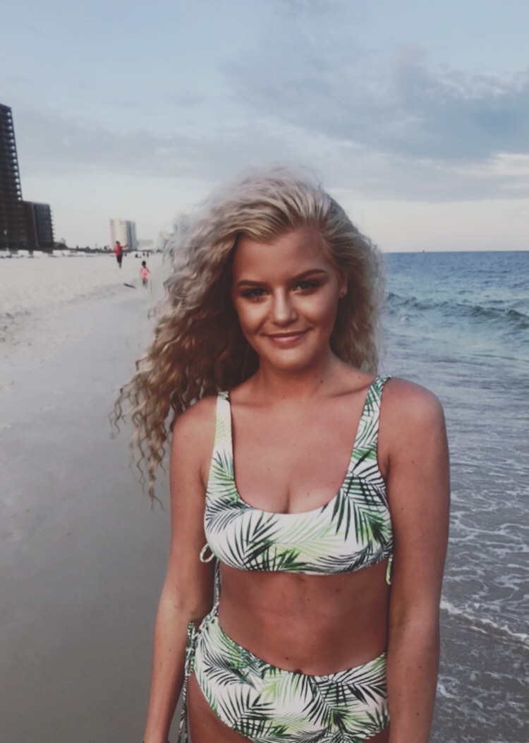Female model photo shoot of Anna Brooke Barfield in Orange beach, Alabama