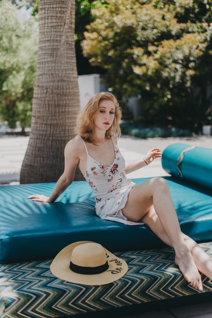 Female model photo shoot of Mariya Pavlovna