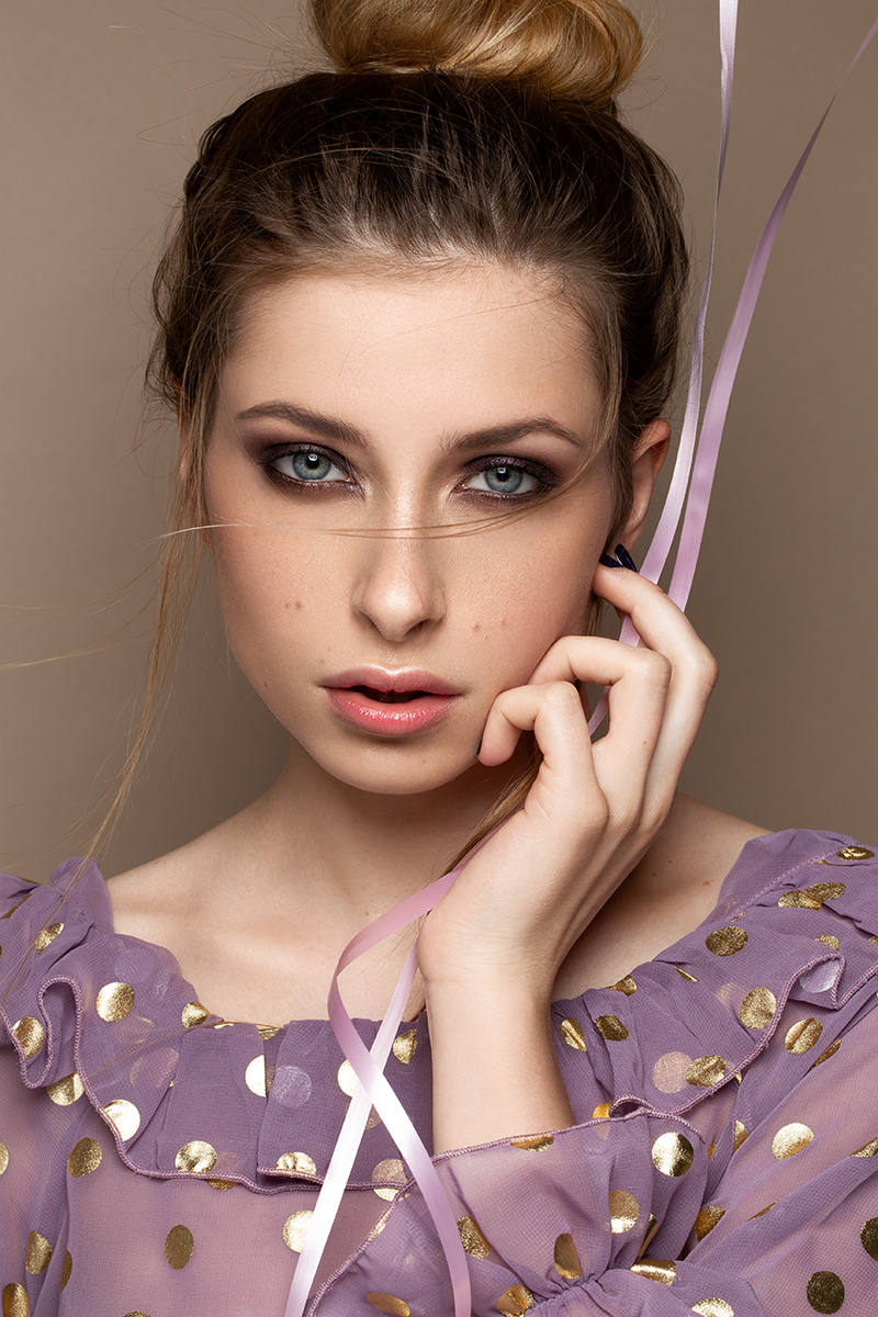 Female model photo shoot of Alena Borisova by Emilie Granowska
