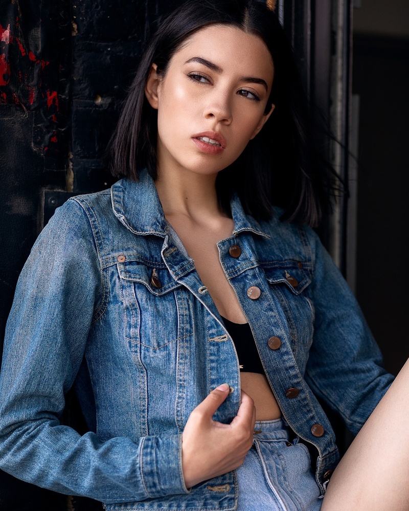 Female model photo shoot of Lyndaxo
