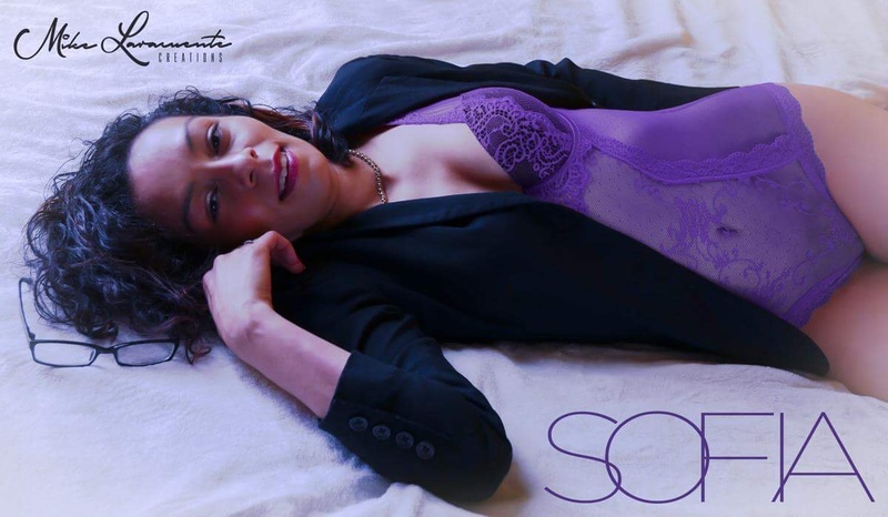 Female model photo shoot of SofiaThorne