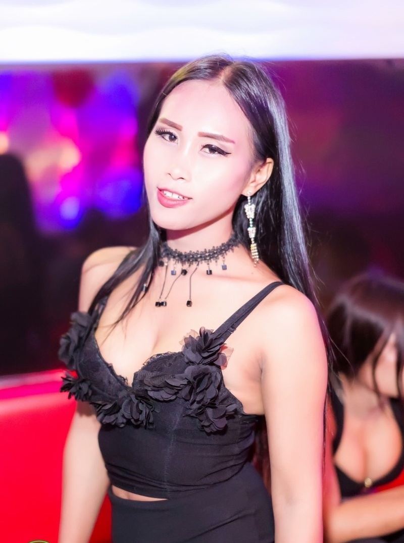 Female model photo shoot of Fantastic Fon in Bangkok