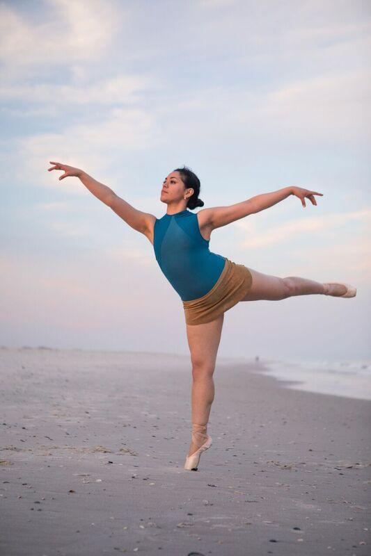 Female model photo shoot of themodernballerina in Jones Beach