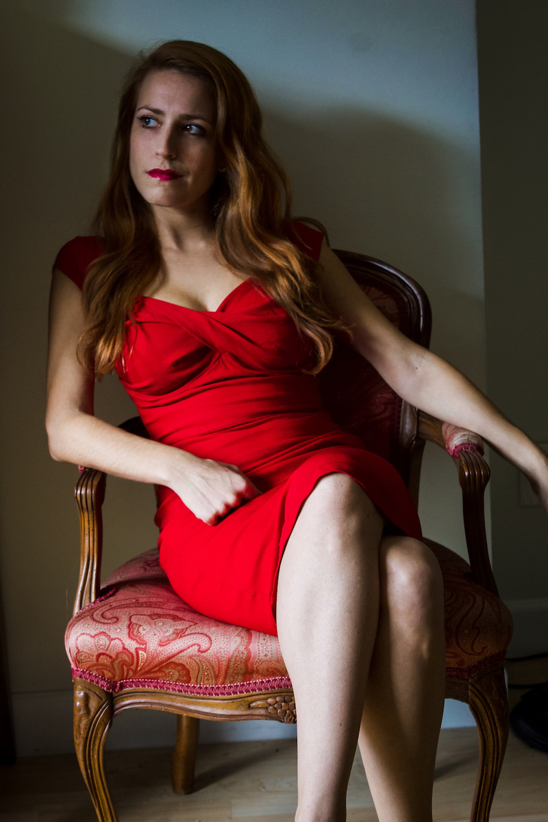 Female model photo shoot of Lindsay Hopper