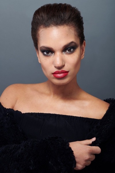 Female model photo shoot of Linda Napirana