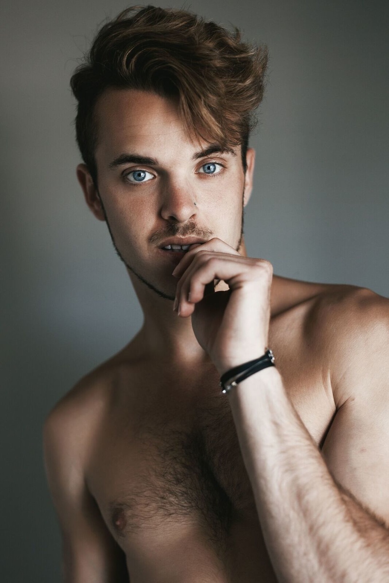 Male model photo shoot of Lucas Storfer