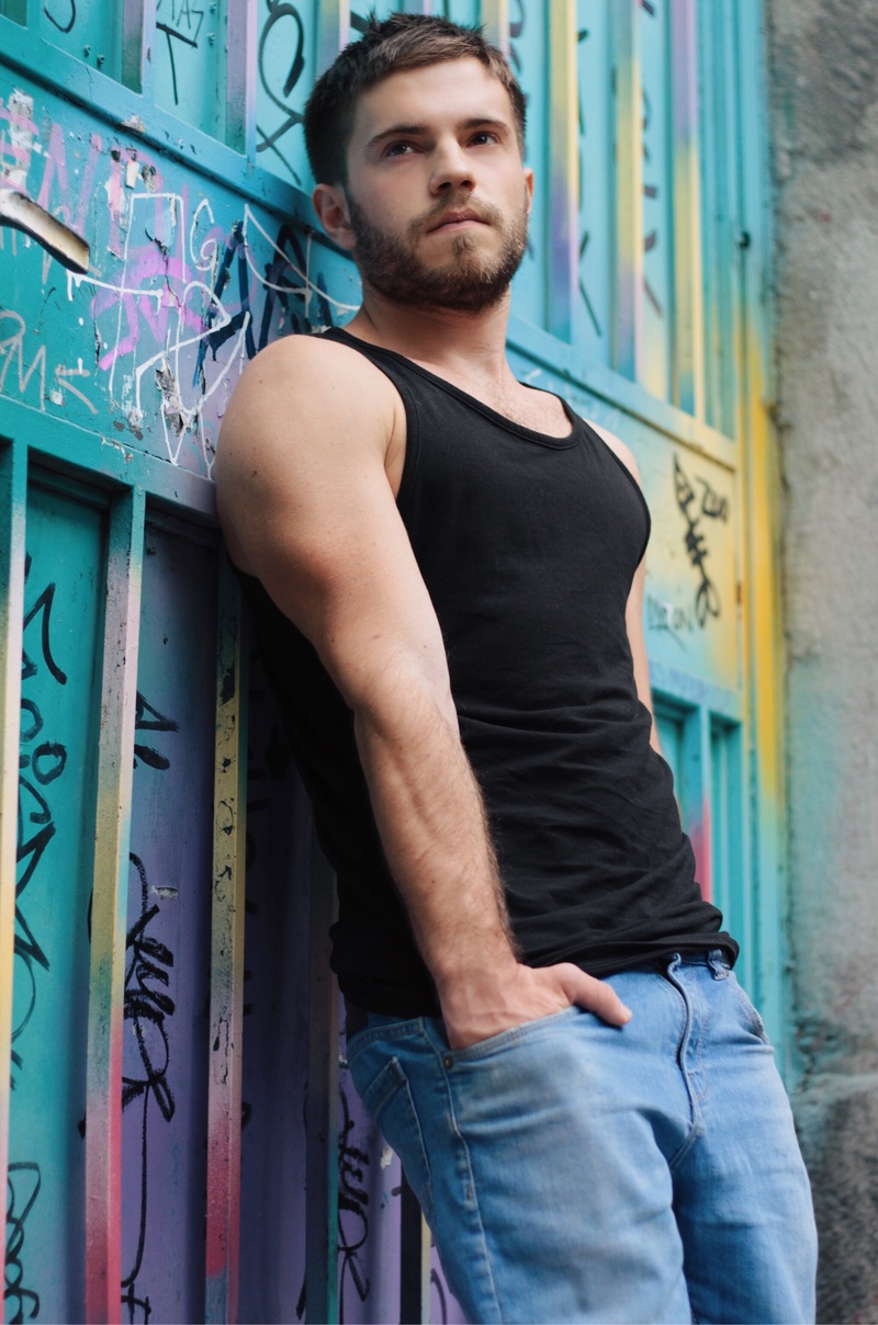 Male model photo shoot of Inigo Korres