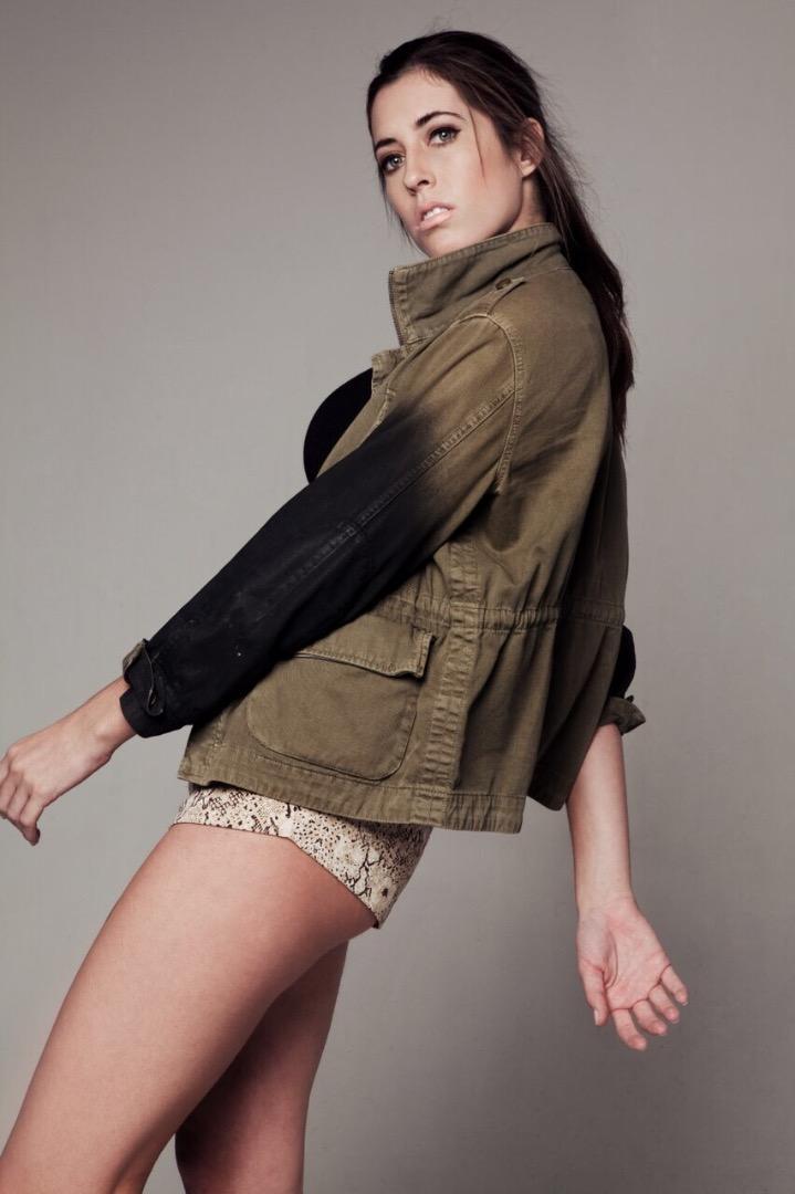 Female model photo shoot of Allietrammell 