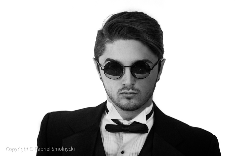 Male model photo shoot of Gabriel Smolnycki