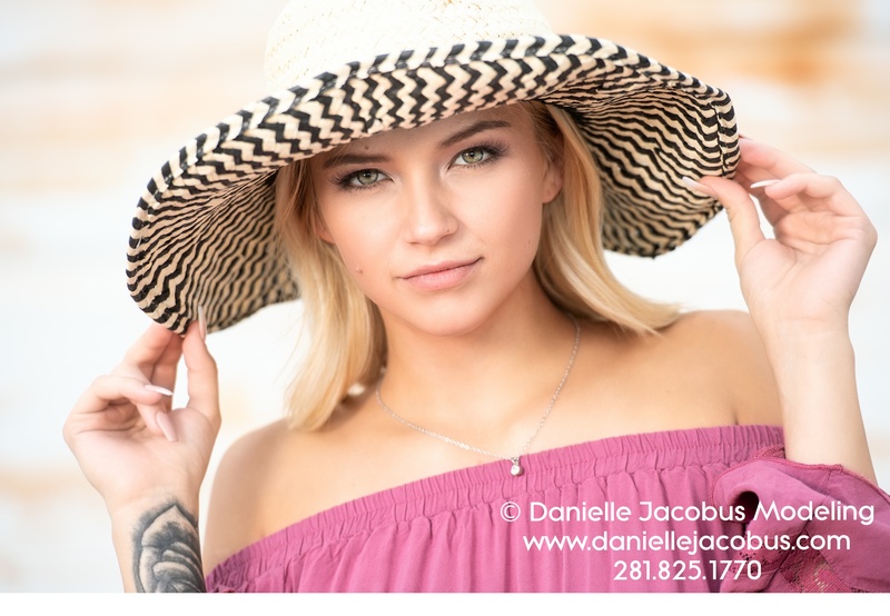 Female model photo shoot of Danielles Modeling in Houston