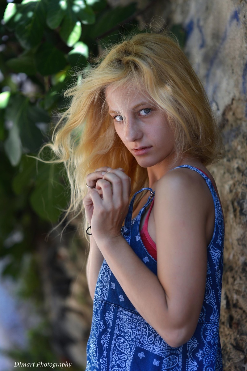 Female model photo shoot of venetia pso