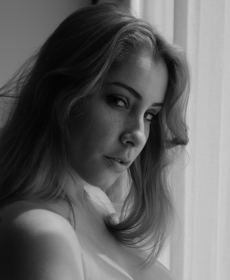 Female model photo shoot of Stephani Kay