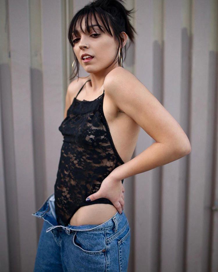 Female model photo shoot of genevievelara