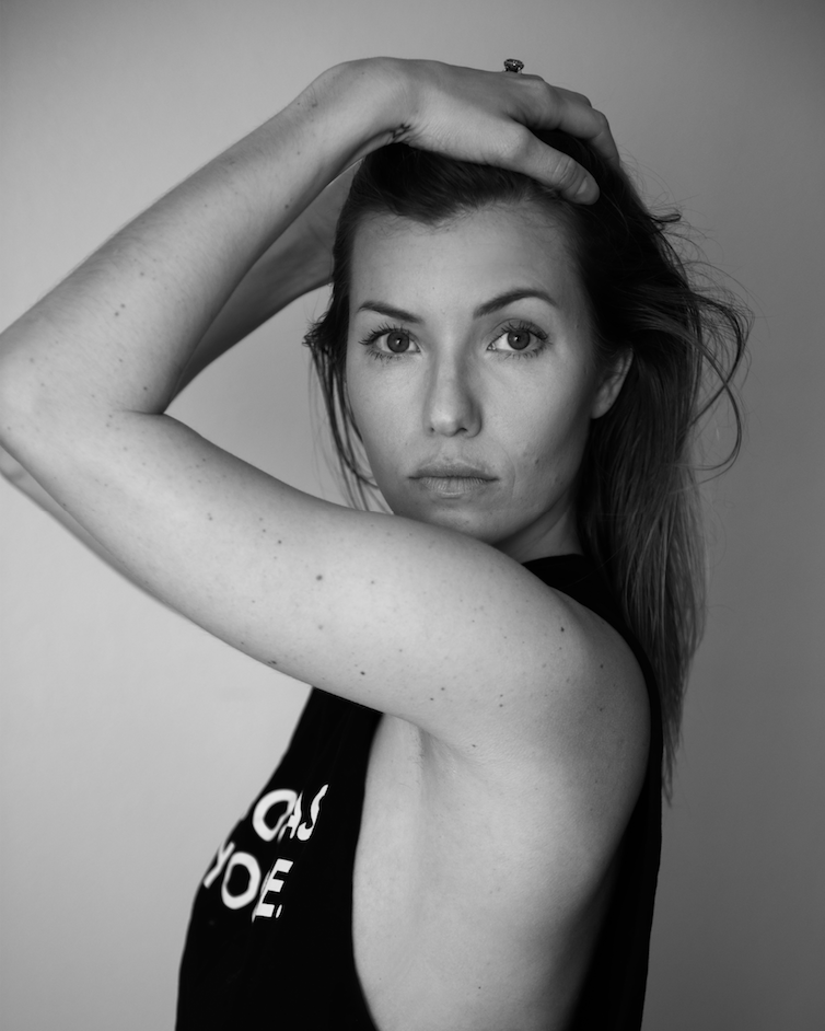 Female model photo shoot of devinvond