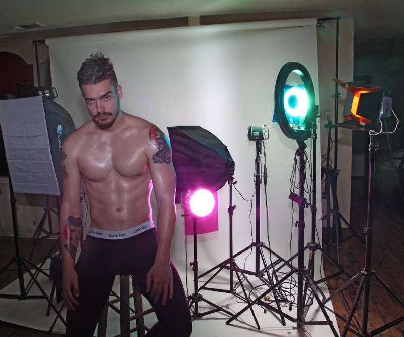 Male model photo shoot of Joshuaraley 