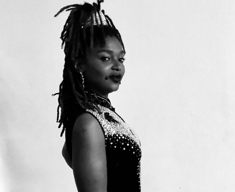 Female model photo shoot of Nthanda Buganzi