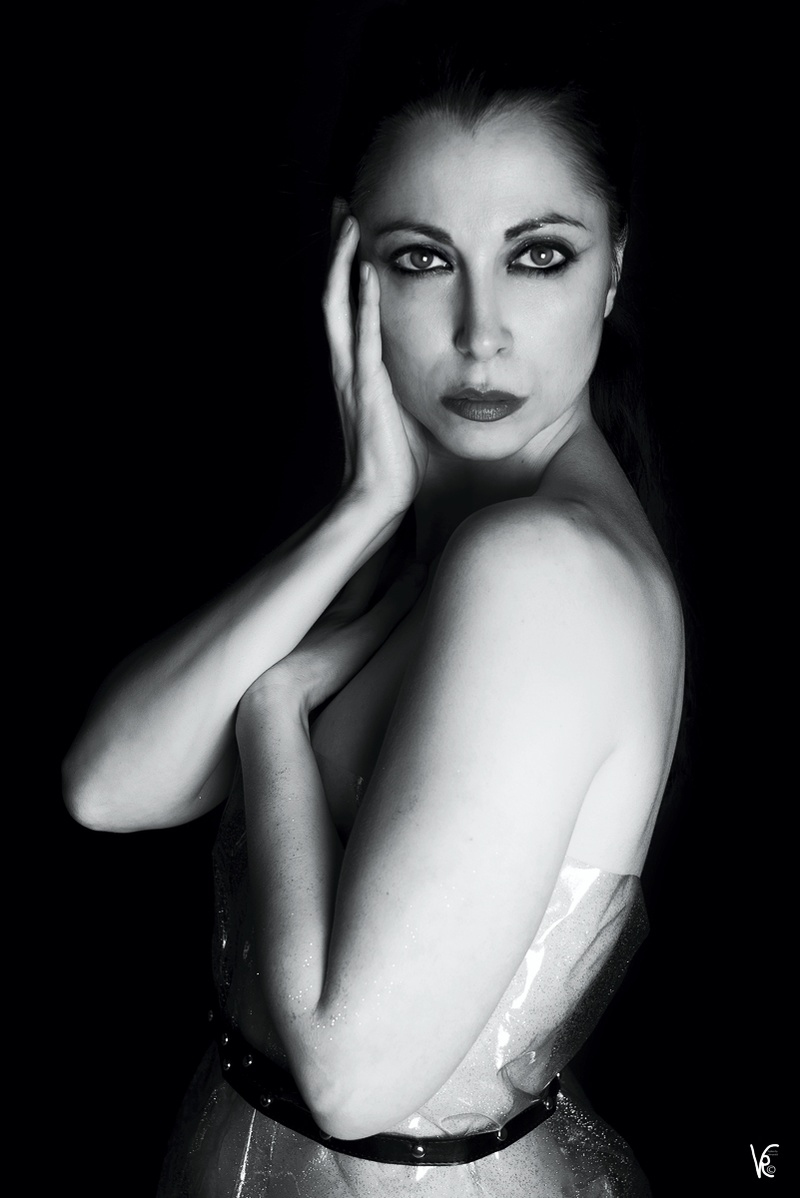 Female model photo shoot of Silversnake Michelle in Milano