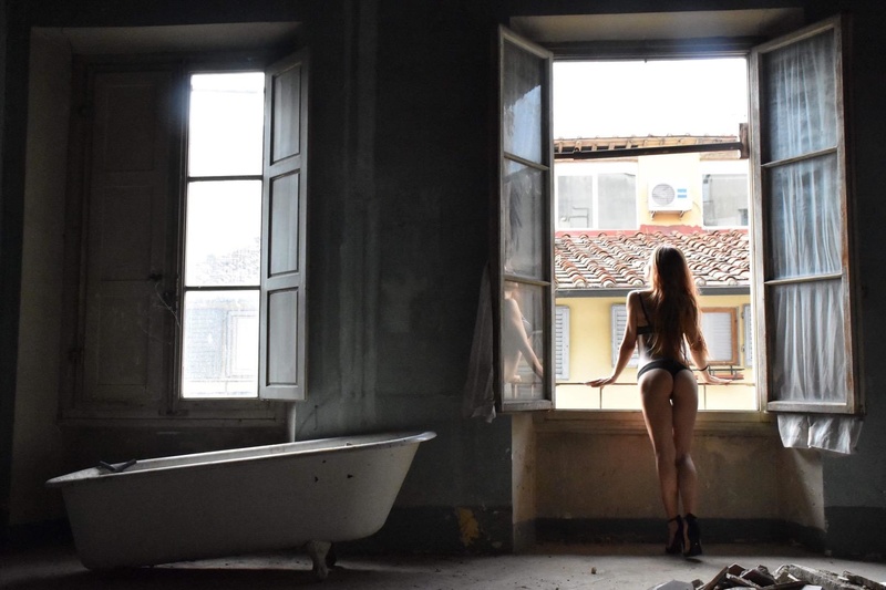 Female model photo shoot of Desideria Performer in Firenze