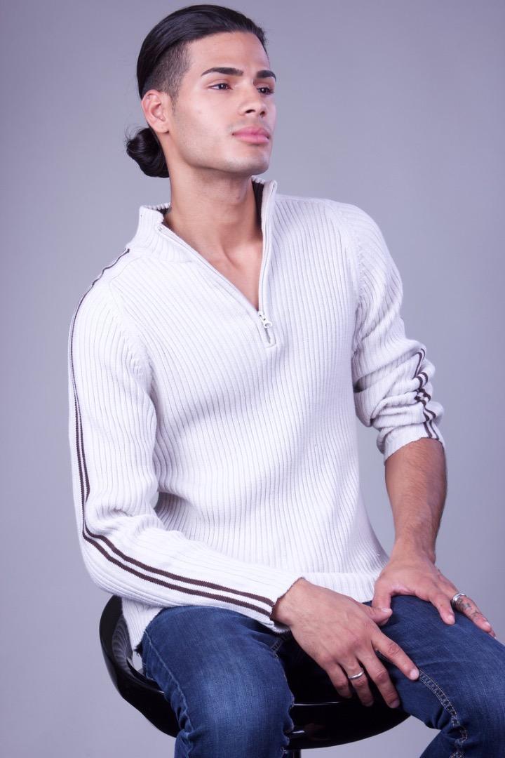 Male model photo shoot of ESTEBANDavid