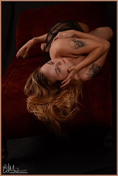 Female model photo shoot of Brittney Renfro by Bruce Mondschain in Illinois