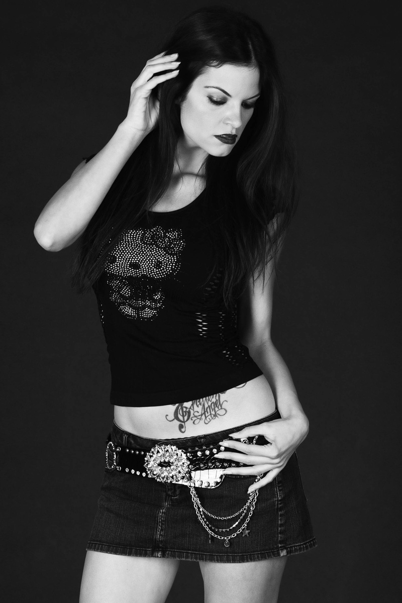 Female model photo shoot of Ashley L Robinson