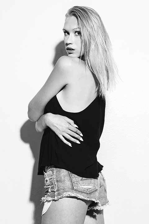 Female model photo shoot of AnnaKell22