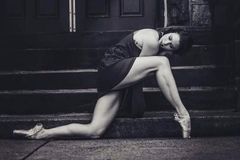 Female model photo shoot of Allie Gee