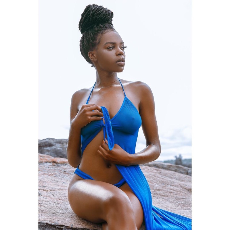 Female model photo shoot of Quansae Masire