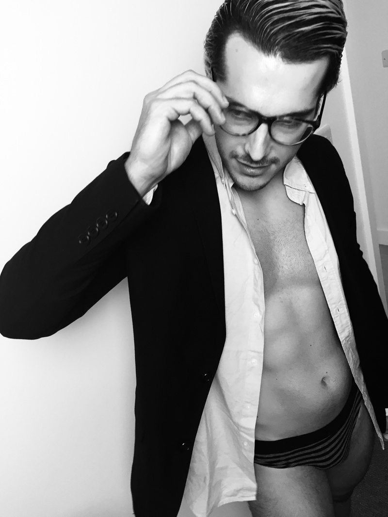 Male model photo shoot of Julio Cesar Nadalini
