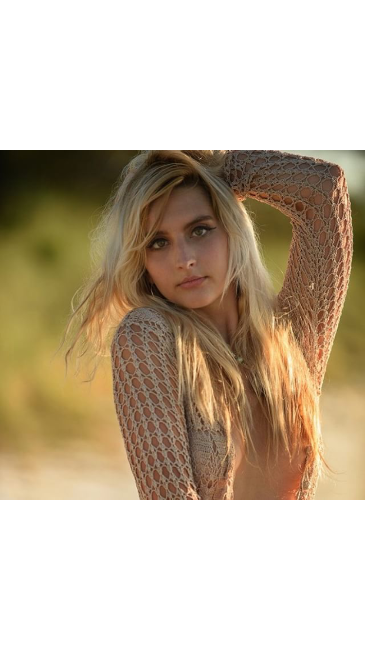 Female model photo shoot of Kaitlyn R