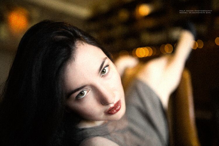 Female model photo shoot of Janina Lowisz