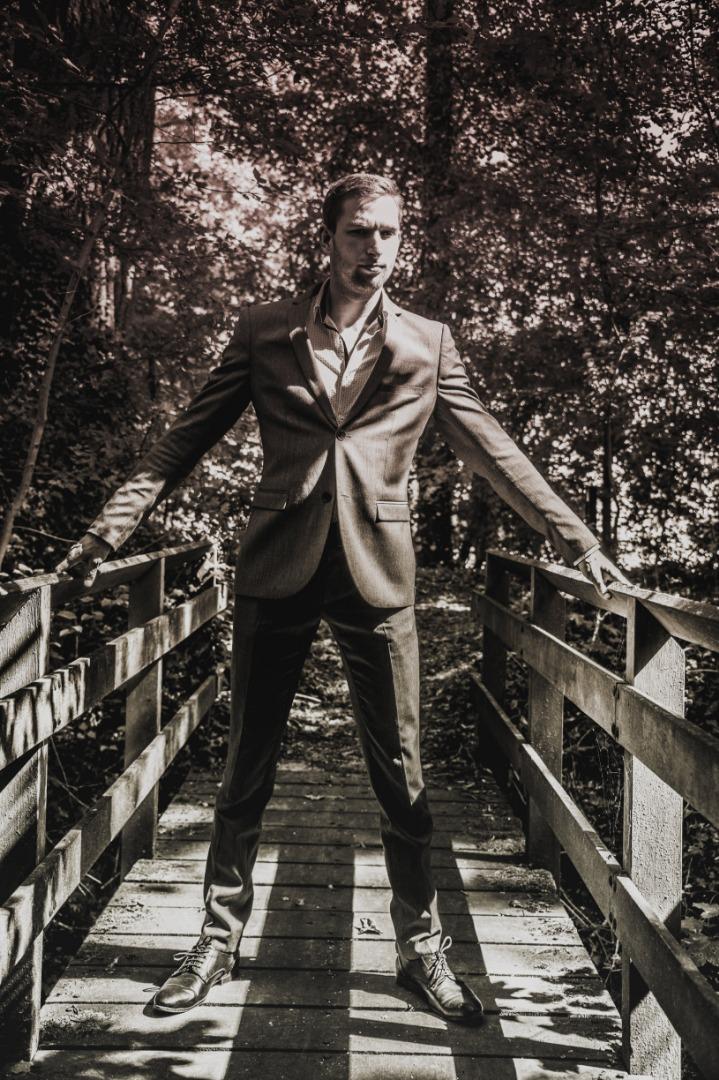 Male model photo shoot of StefanTieben