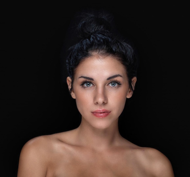 Female model photo shoot of Stewardmandy