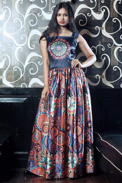 Female model photo shoot of Soumya singh